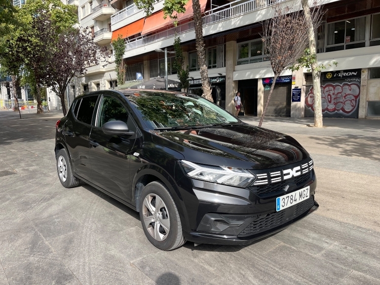 Dacia Sandero Essential foto 4
