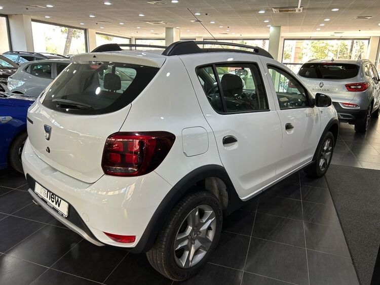 Dacia Sandero Stepway Essential foto 8