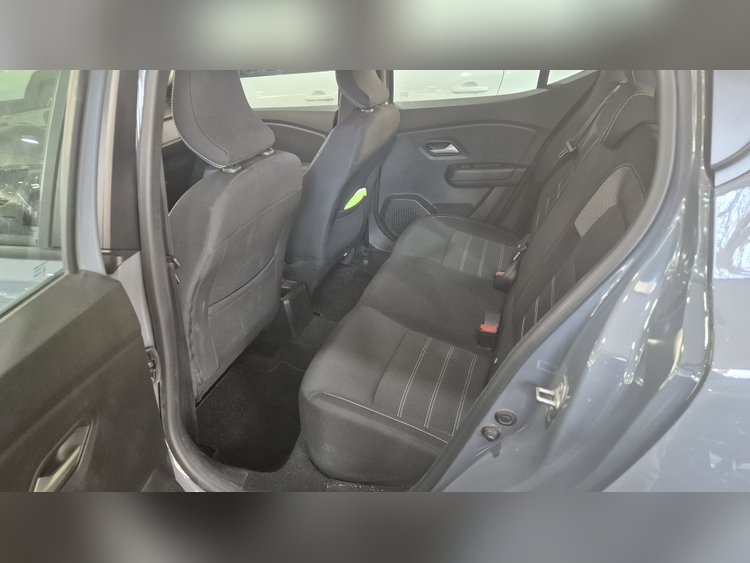 Dacia Sandero Expression foto 11